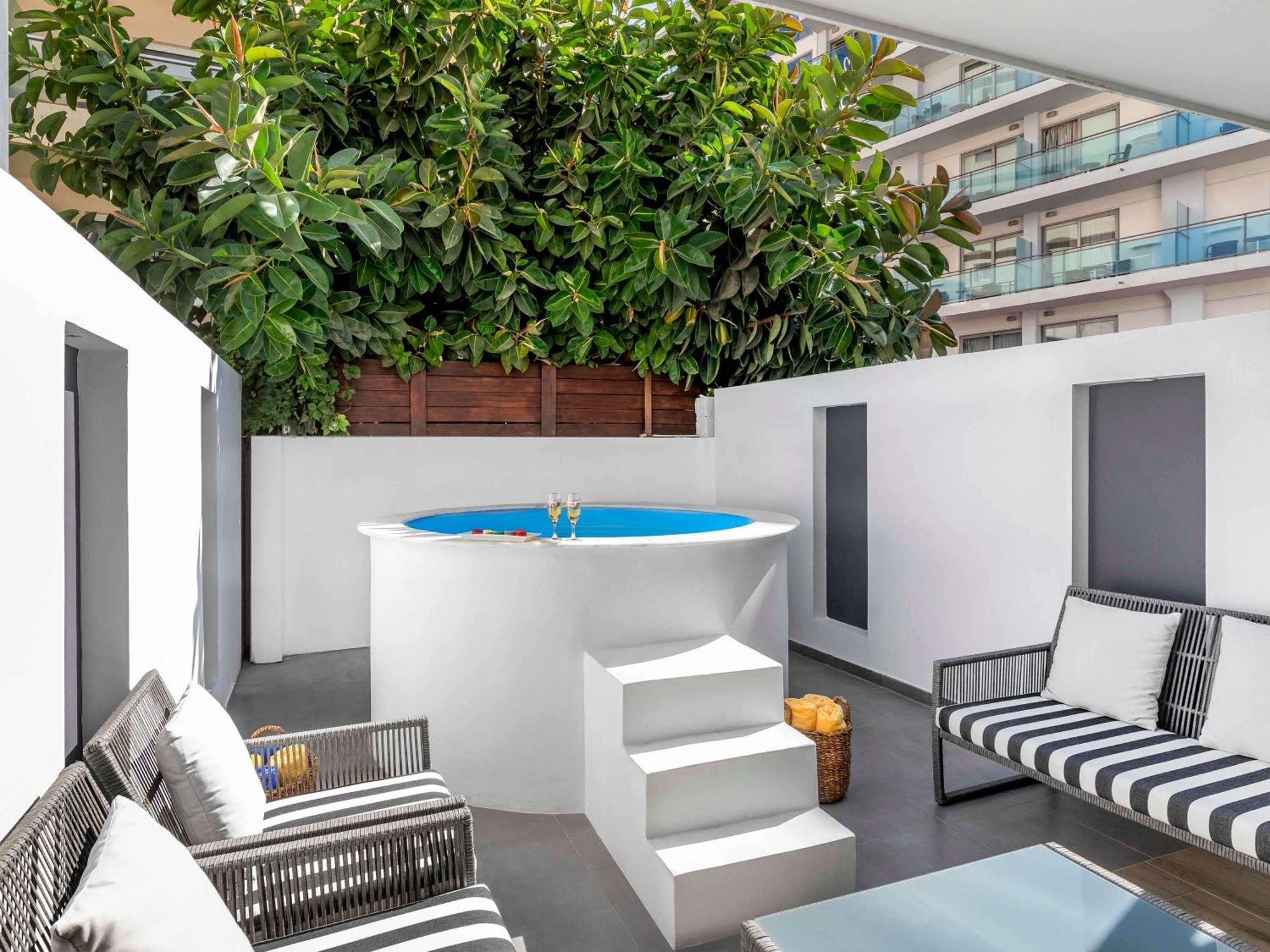 Mercure Rhodes Alexia Hotel & Spa (Adults Only) Rhodes City المظهر الخارجي الصورة